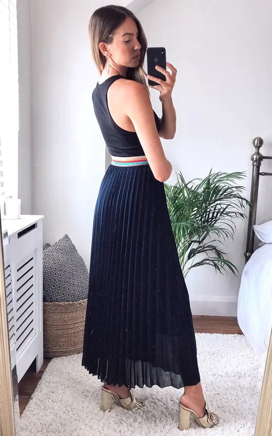 Long navy clearance pleated maxi skirt