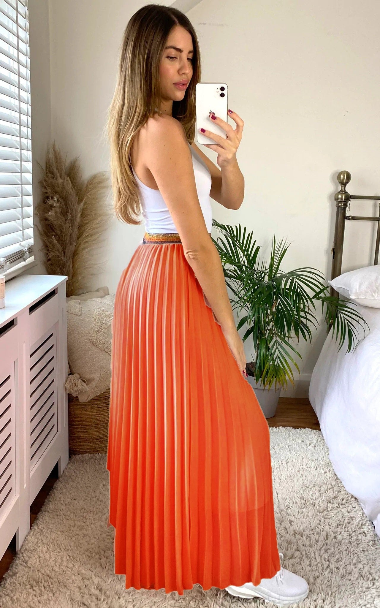 Pleated maxi skirt red best sale